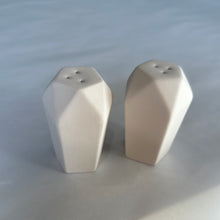 Load image into Gallery viewer, Faceted Salt &amp; Pepper Shaker Set
